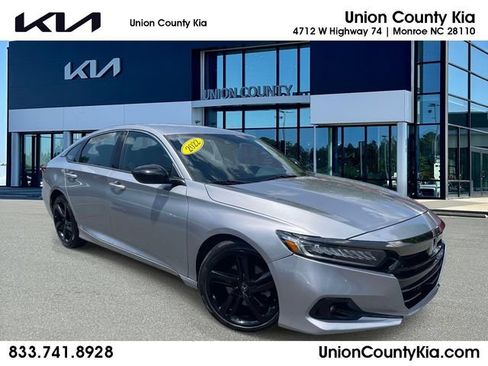 Used 2022 Honda Accord Sport image 1