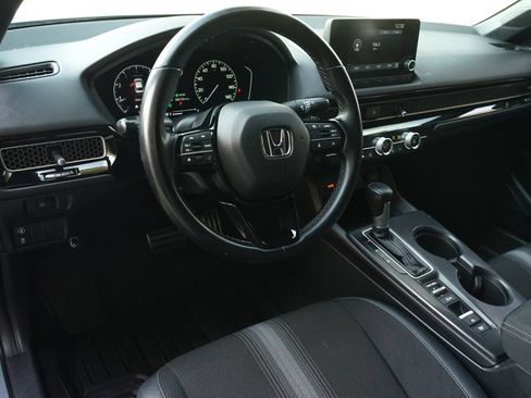 Used 2022 Honda Civic Sport image 2