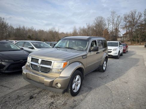 Used 2007 Dodge Nitro SLT image 2