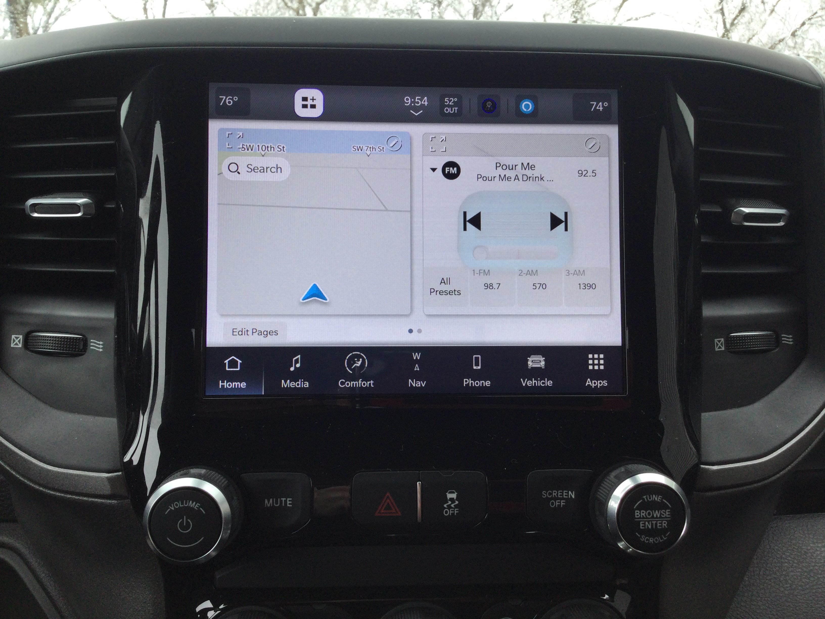 Used 2022 RAM 2500 Tradesman RWD image 9