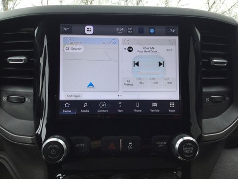 Used 2022 RAM 2500 Tradesman image 9