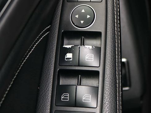 Used 2020 Mercedes-Benz GLA 250 4MATIC image 20