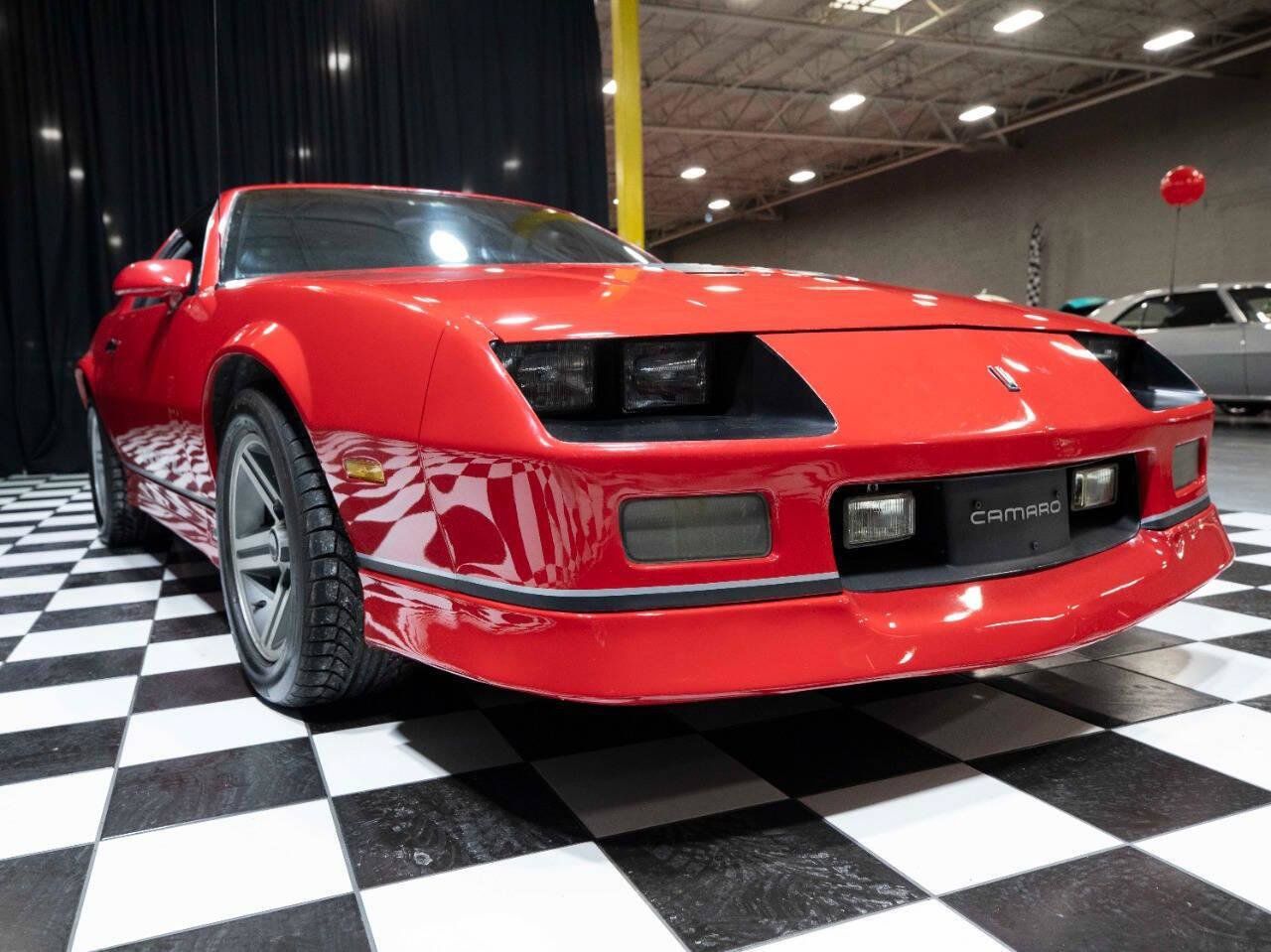 Used 1987 Chevrolet Camaro Z28 RWD image 11