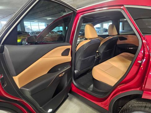 Used 2024 Lexus RX 350 Premium w/ Convenience Package image 30