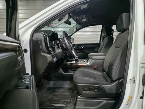 Used 2022 GMC Sierra 1500 Elevation image 17