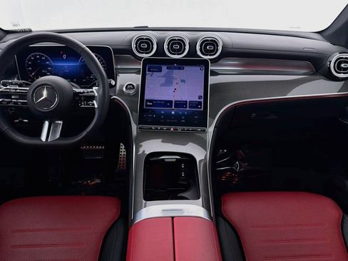 Certified 2025 Mercedes-Benz GLC 350e 4MATIC image 5