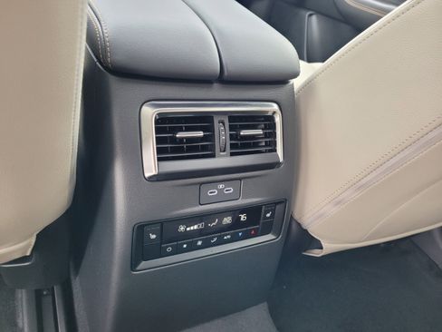 New 2026 MAZDA CX-90 3.3 Turbo w/ Preferred Package image 8