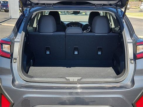 Used 2024 Subaru Crosstrek 2.0i image 10