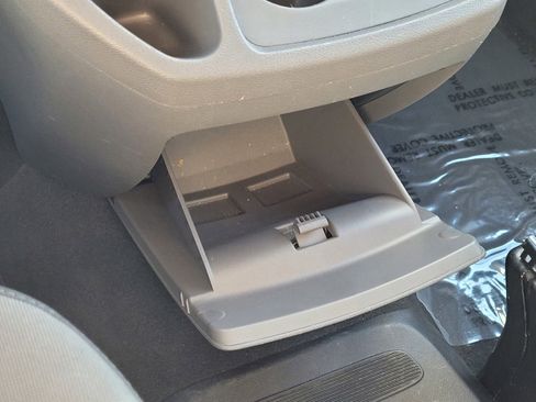 Used 2023 Ford Transit 350 XLT image 27