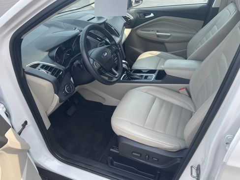 Used 2018 Ford Escape SEL AWD/4WD image 12