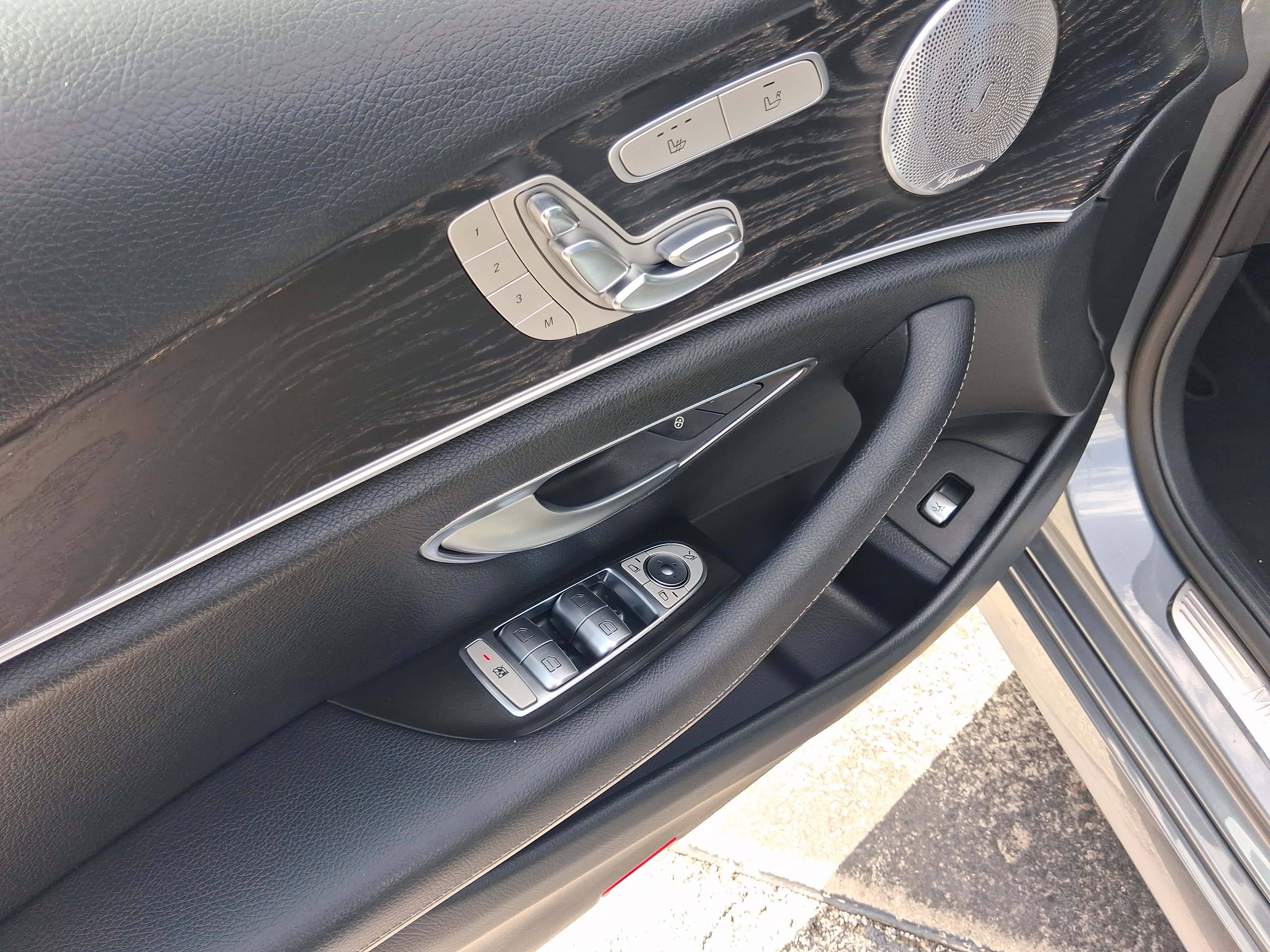 Used 2017 Mercedes-Benz E 300 image 13