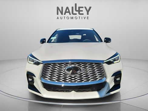 Certified 2025 INFINITI QX55 Essential image 8