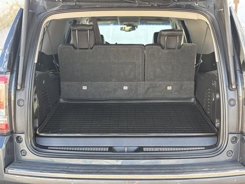 Used 2019 GMC Yukon XL Denali image 8