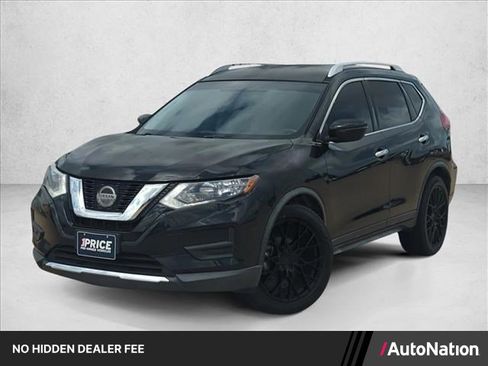 Used 2018 Nissan Rogue SV FWD image 1