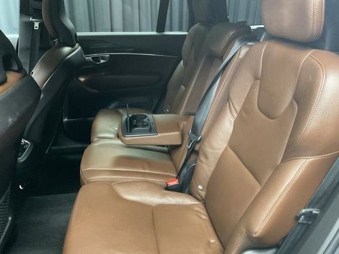 Used 2019 Volvo XC90 T6 Momentum w/ Advanced Package image 8