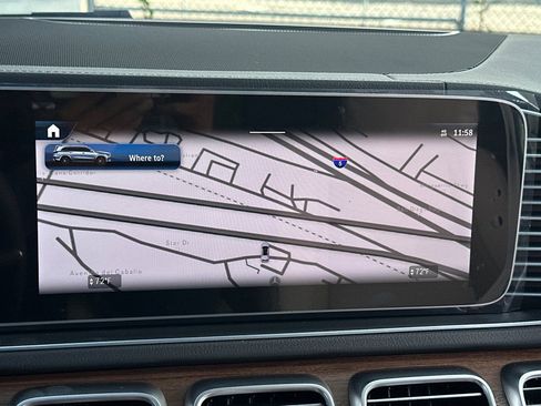 New 2026 Mercedes-Benz GLS 580 4MATIC image 16