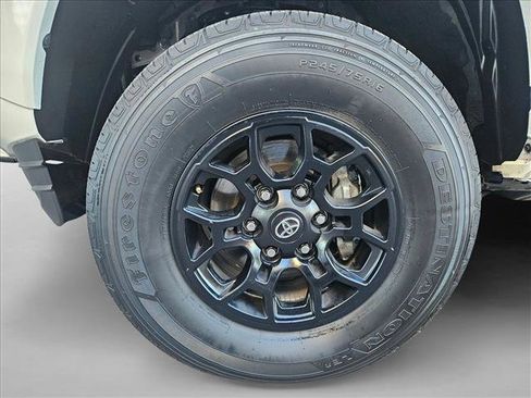 Used 2022 Toyota Tacoma SR5 image 21