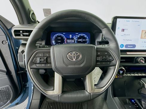 New 2026 Toyota 4Runner Limited AWD/4WD image 11
