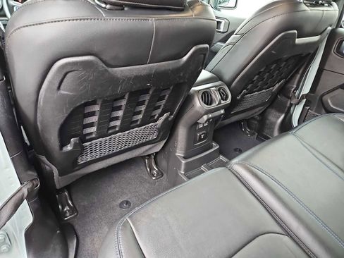 Used 2023 Jeep Wrangler Unlimited Rubicon 4xe w/ Steel Bumper Group image 33