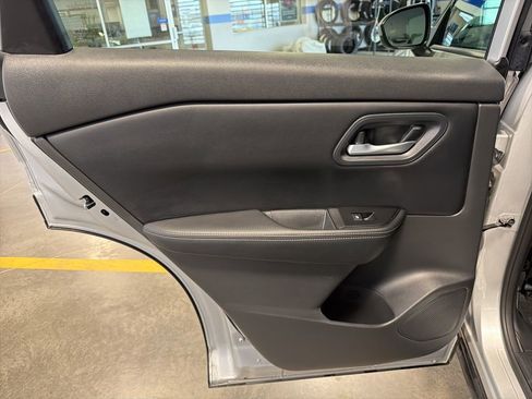 Used 2025 Nissan Rogue SV FWD image 26