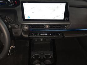 Used 2026 Toyota Prius Plug-In Hybrid FWD image 13