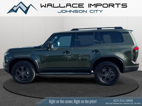 Used 2024 Lexus GX 550 AWD/4WD image 1