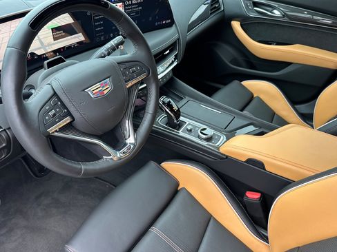 Used 2025 Cadillac CT5 V Blackwing w/ Super Cruise 1 Package image 10