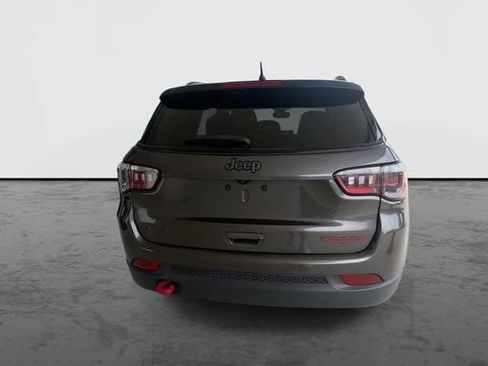 Used 2023 Jeep Compass Trailhawk AWD/4WD image 28