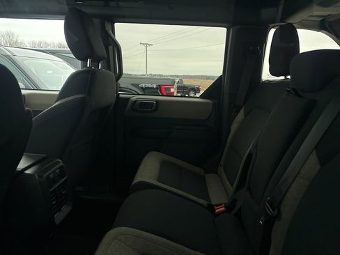 Used 2025 Ford Bronco Big Bend image 14