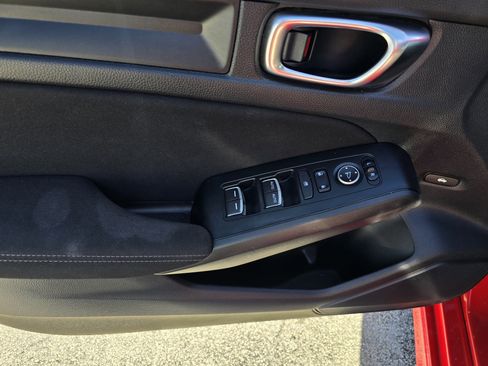 Certified 2024 Honda Civic Sport image 16