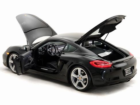 Used 2016 Porsche Cayman image 27