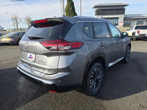 New 2026 Nissan Rogue Platinum w/ Tech Package image 3