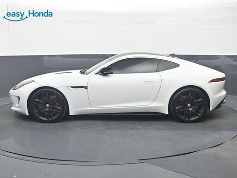 Used 2015 Jaguar F-TYPE R RWD image 4