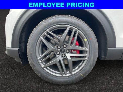 New 2026 Ford Explorer ST AWD/4WD image 14