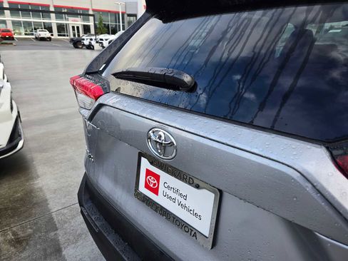 Certified 2025 Toyota RAV4 XLE Premium image 16