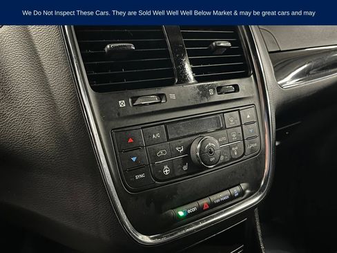 Used 2017 Dodge Grand Caravan SXT w/ Driver Convenience Group FWD image 10