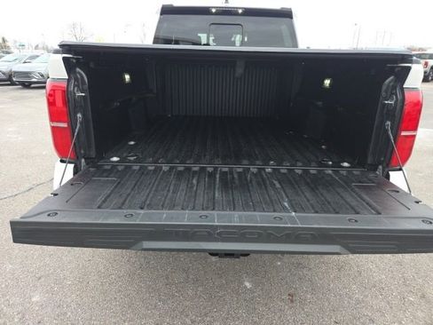 Used 2024 Toyota Tacoma SR5 image 31