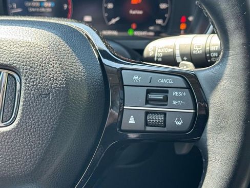 Used 2024 Honda Pilot Elite image 26