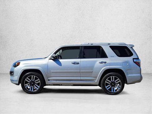 Used 2020 Toyota 4Runner Limited image 8