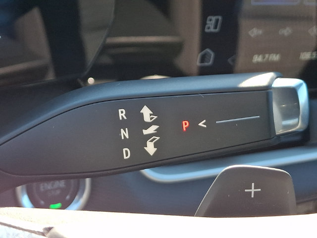 Used 2026 Chevrolet Equinox LT AWD/4WD image 11
