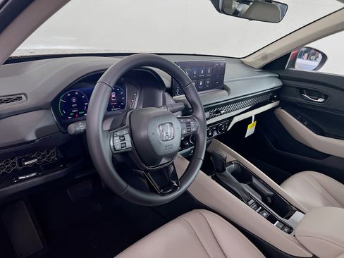 New 2026 Honda Accord EX-L image 9