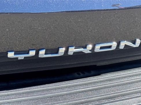 Used 2025 GMC Yukon Denali image 27