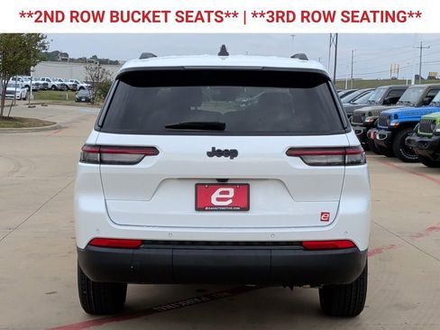 New 2025 Jeep Grand Cherokee L Altitude image 7