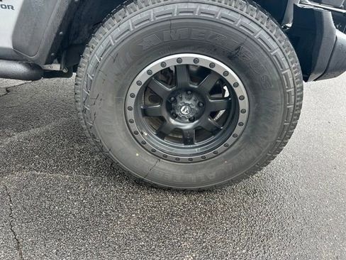 Used 2020 Jeep Gladiator Sport w/ Quick Order Package 24S image 42