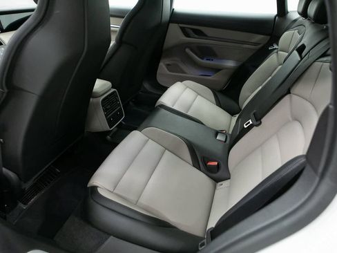 Certified 2025 Porsche Taycan image 27