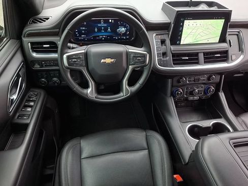 Used 2023 Chevrolet Suburban LT AWD/4WD image 11