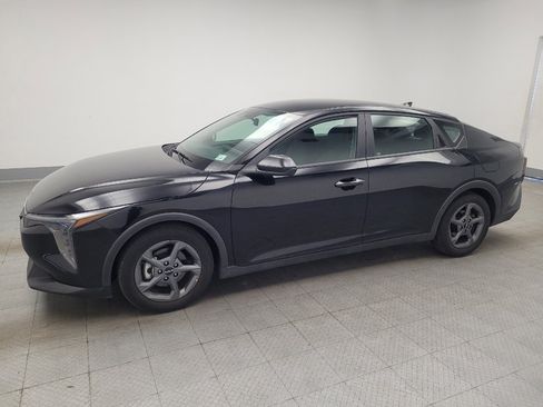 Used 2025 Kia K4 FWD image 2