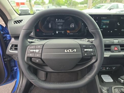 New 2026 Kia K4 EX FWD image 28