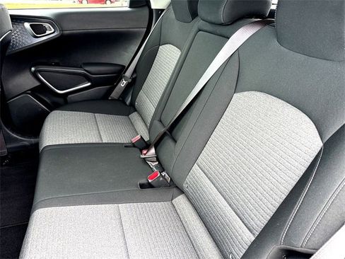 Used 2025 Kia Soul EX image 27