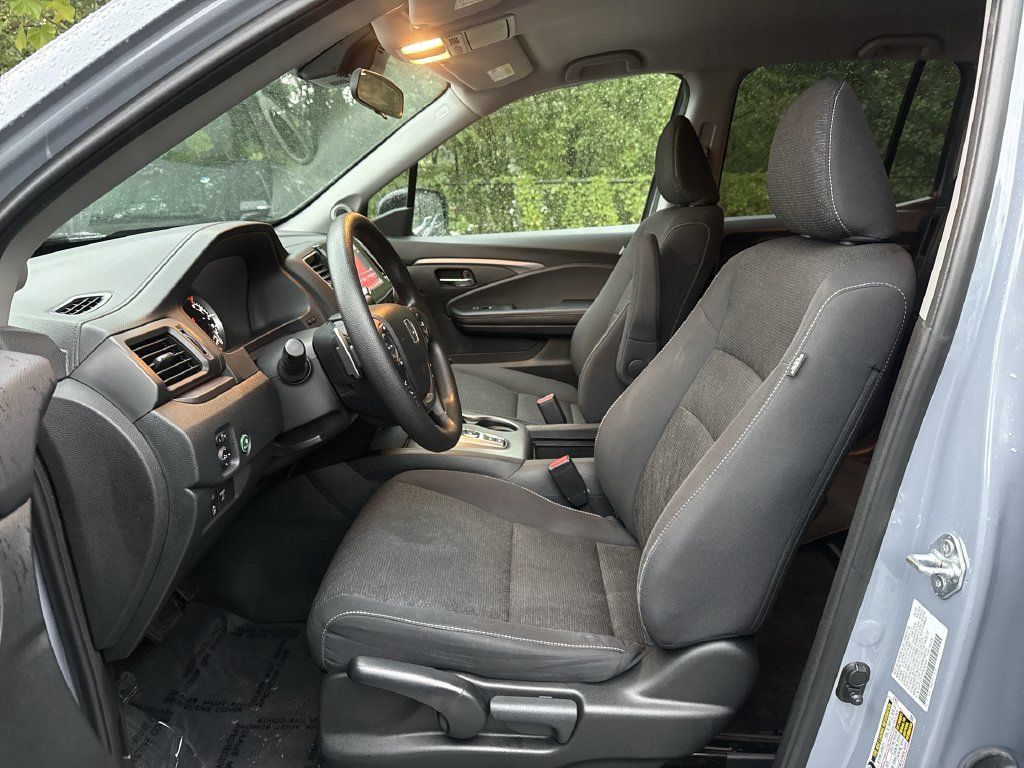 Used 2023 Honda Ridgeline Sport image 13